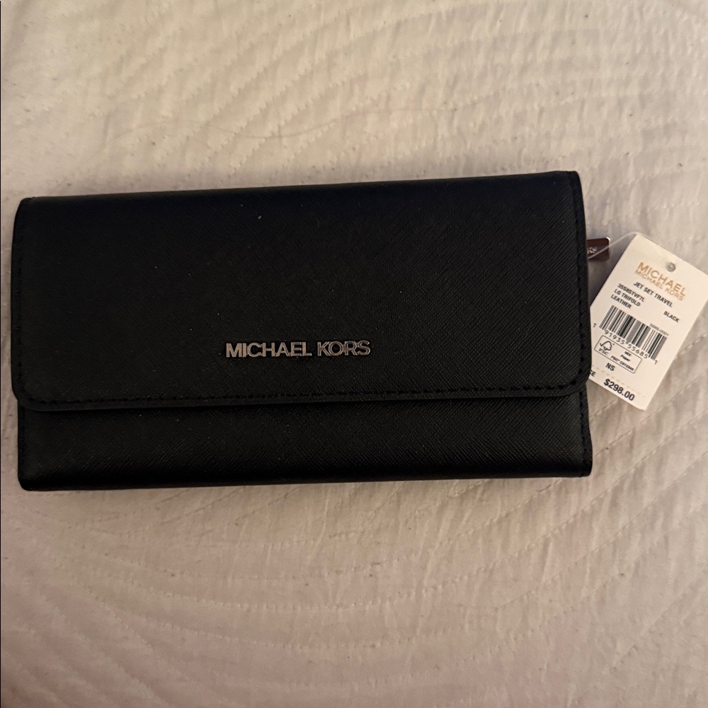 Michael Kors Classic Black Clutch Wallet